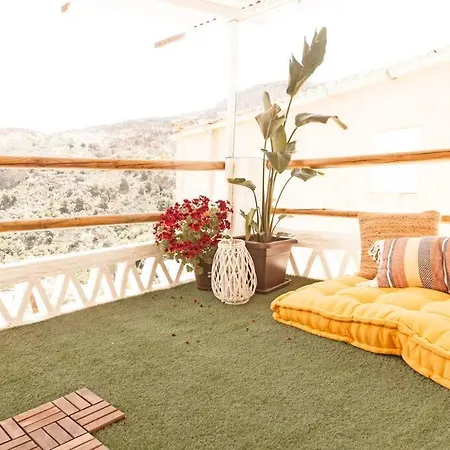 la casita del pueblo PET friendly granada-3