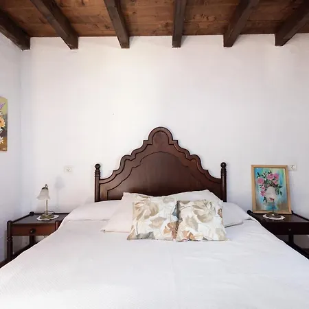 Home2Book Charming Nature Casa Aurora-2