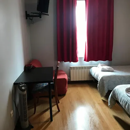 Hostal La Concha-2