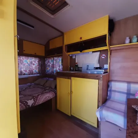 Maestrat Park Static Homes, Motorhomes, Caravans & Tents-3