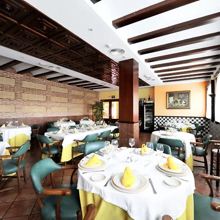 Hotel Lozano-3