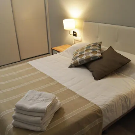 Apartamenticos Plaza del Pilar I-3