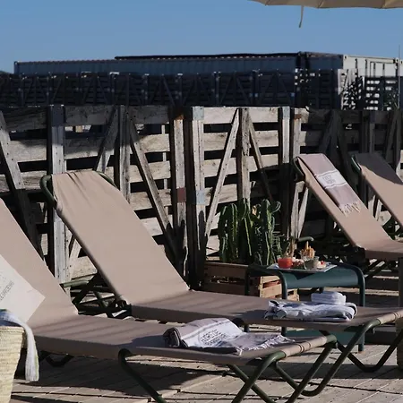 Hotel Aire De Bardenas-2