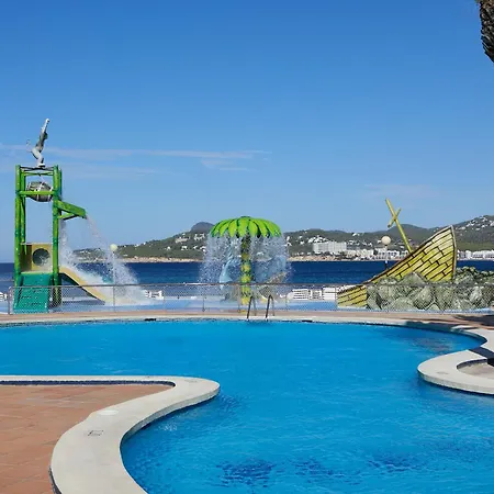 Playa Bella Beach Apartments-3