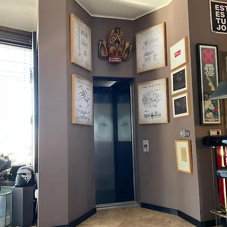 Marbella Boutique Art Suites-2