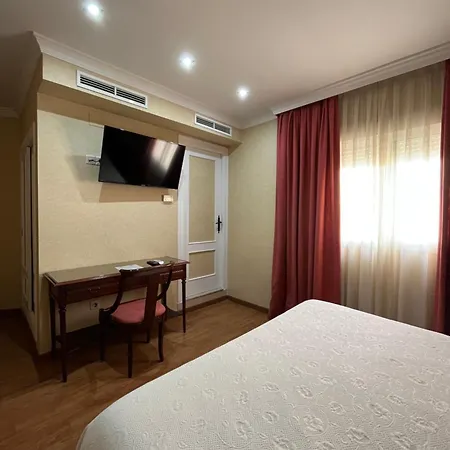 Hotel Santo Domingo Lucena-2
