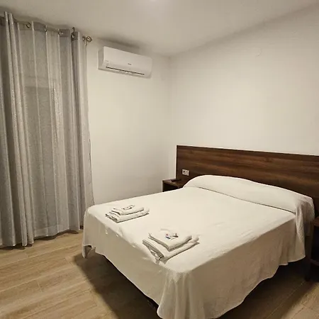 Hostal Restaurante el cruce-2
