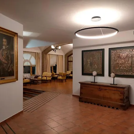 Parador De Benavente-2
