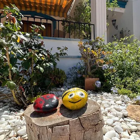Casa Duende en Villa de Nijar con piscina-3
