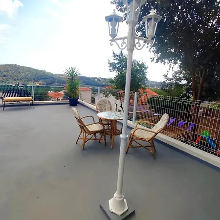 VILLA FALCONERA APARTAMENTS, GANDIA a las faldas de la montaña RELAX&PETS-2