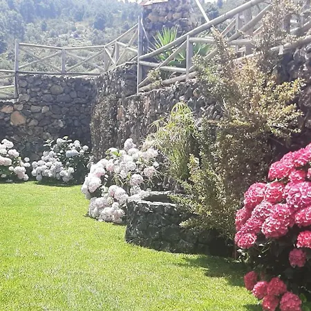 Casas Rurales Los Guinderos-3