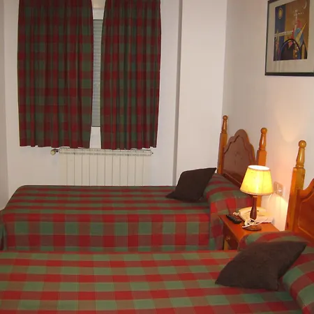 Hostal Alvaro I-3