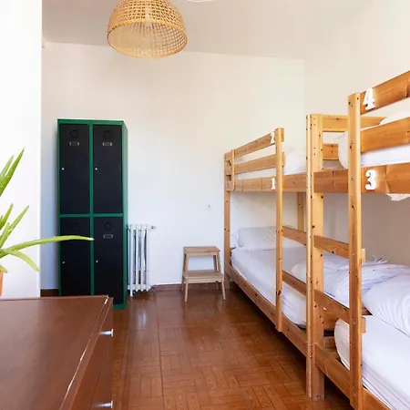 Green Hostel Oviedo-2