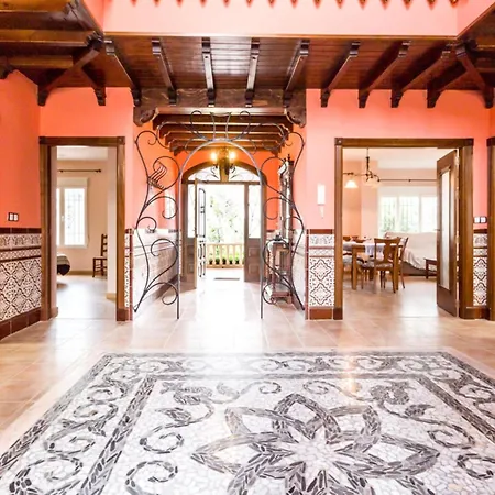 Casa rosa del romeral-2