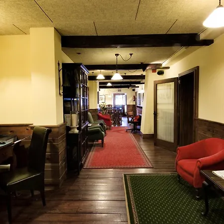 Hotel Virxe Da Cerca By Pousadas De Compostela-2