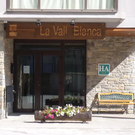 Aparthotel La Vall Blanca-2