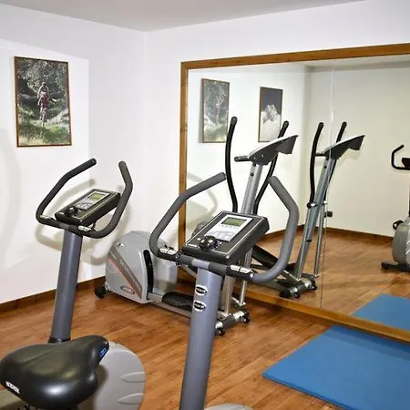Albares-2