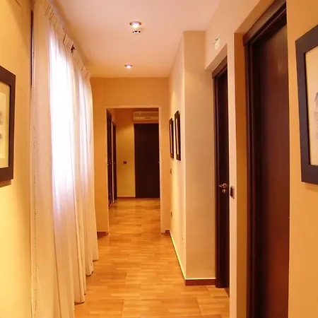 Hostal Plaza-3
