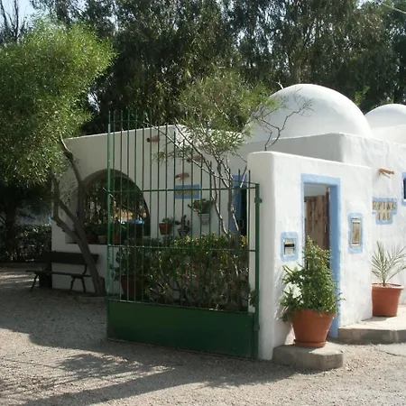 Camping Albergue Tau-2