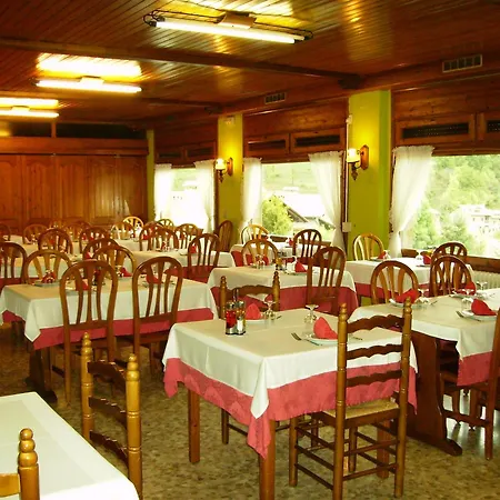 Hostal L'Escon-2