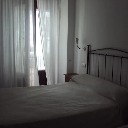 Hostal Fenix-3