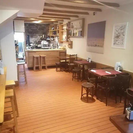 Hostal Forest-2