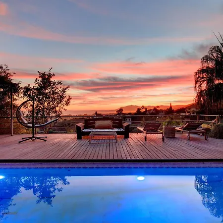 Marbella Boutique Art Suites-3