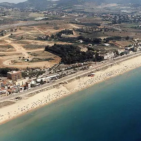 Barcelona Village Homestay-3