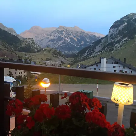 Hotel Edelweiss Candanchu-3