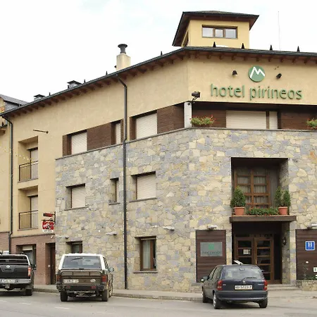 Hotel Pirineos-3