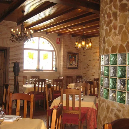 Hotel Dona Isabel-3