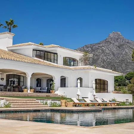 Gratitude 11 Bedroom Villa In Golden Mile, Marbella-3