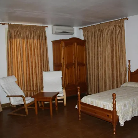 Hotel la Masia-3