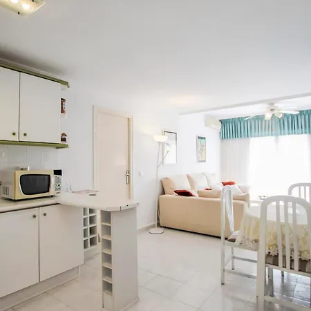 Avenida Costa Blanca-2