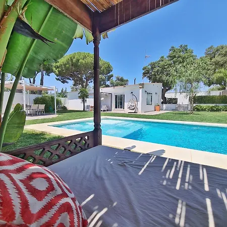 Villa Edén, Casa Rural lujo con Chimenea Piscina-3