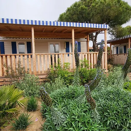 Albatross Mobile Homes on Camping El Pla de Mar-3
