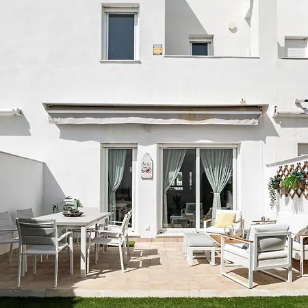CASA LA PLAYA-CONIL Vacaciones de Lujo en Conil con Todas las Comodidades NETFLIX-HBO-DISNEY-CANALES DE FUTBOL-WIFI ALTA VELOCIDAD-SMART TV 65-ALEXA-3
