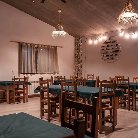 Slow Life Camping Venta Del Moro-3