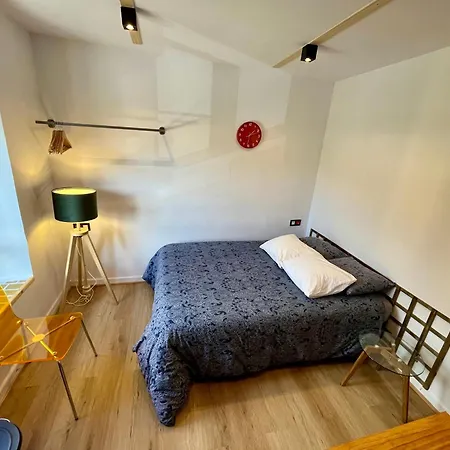 The Orange Teddy Bear Hostal La Peña-2
