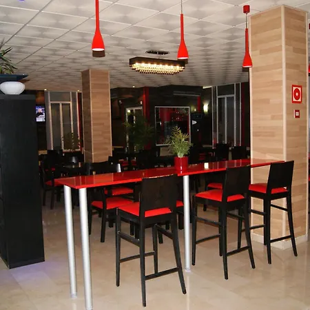 Hotel Vazquez Diaz-3