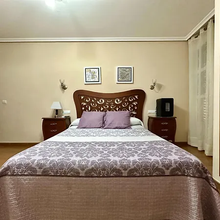 Hostal Avenida-3