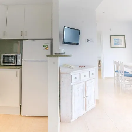 Apartamentos Mar Blau-3