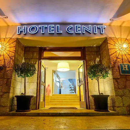 Hotel Cenit & Apts Sol Y Viento-2