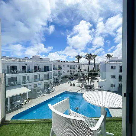 Corralejo Surfing Colors Hotel&Apartments-3