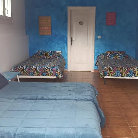 Hostal A La Sombra Del Laurel-2