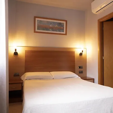 Hotel Sant Celoni-2