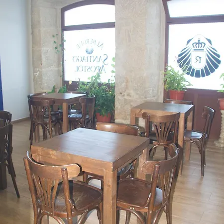 Albergue Parroquial Santiago Apostol de Redondela-2