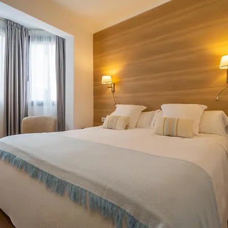 Hostal Menurka-2