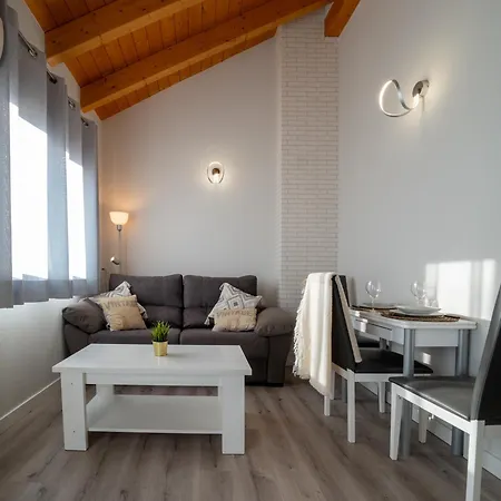 Apartamentos Aranda - La Villa-2