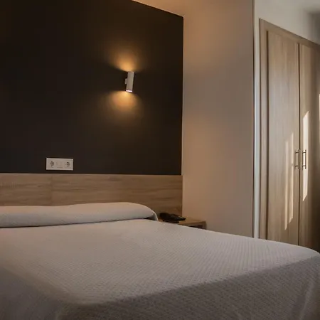Hotel Hollywood-2